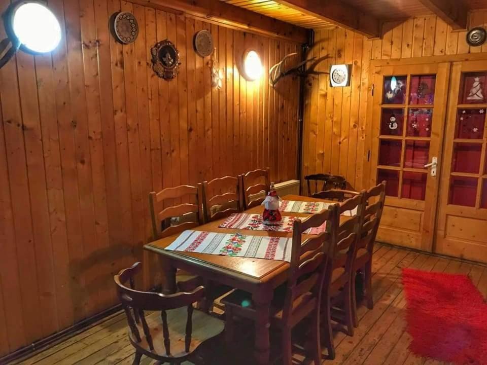 Cabana Sabrina Villa Бран Екстериор снимка