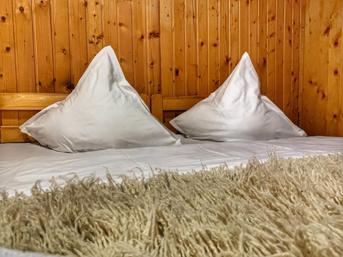 Cabana Sabrina Villa Бран Екстериор снимка
