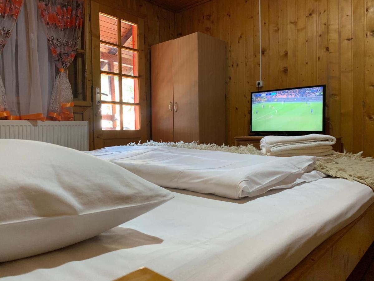 Cabana Sabrina Villa Бран Екстериор снимка