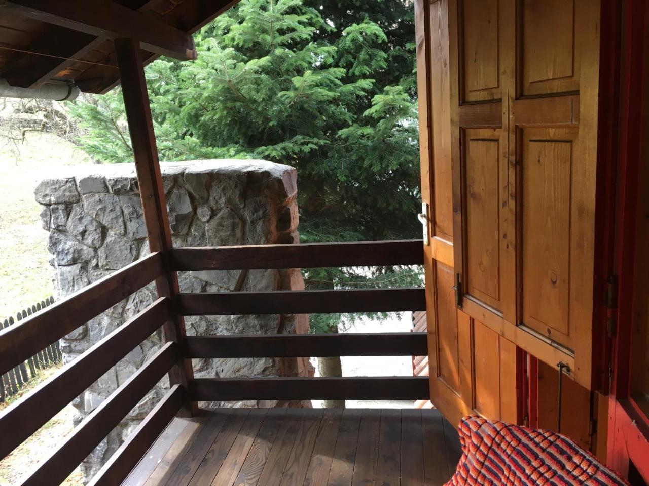 Cabana Sabrina Villa Бран Екстериор снимка